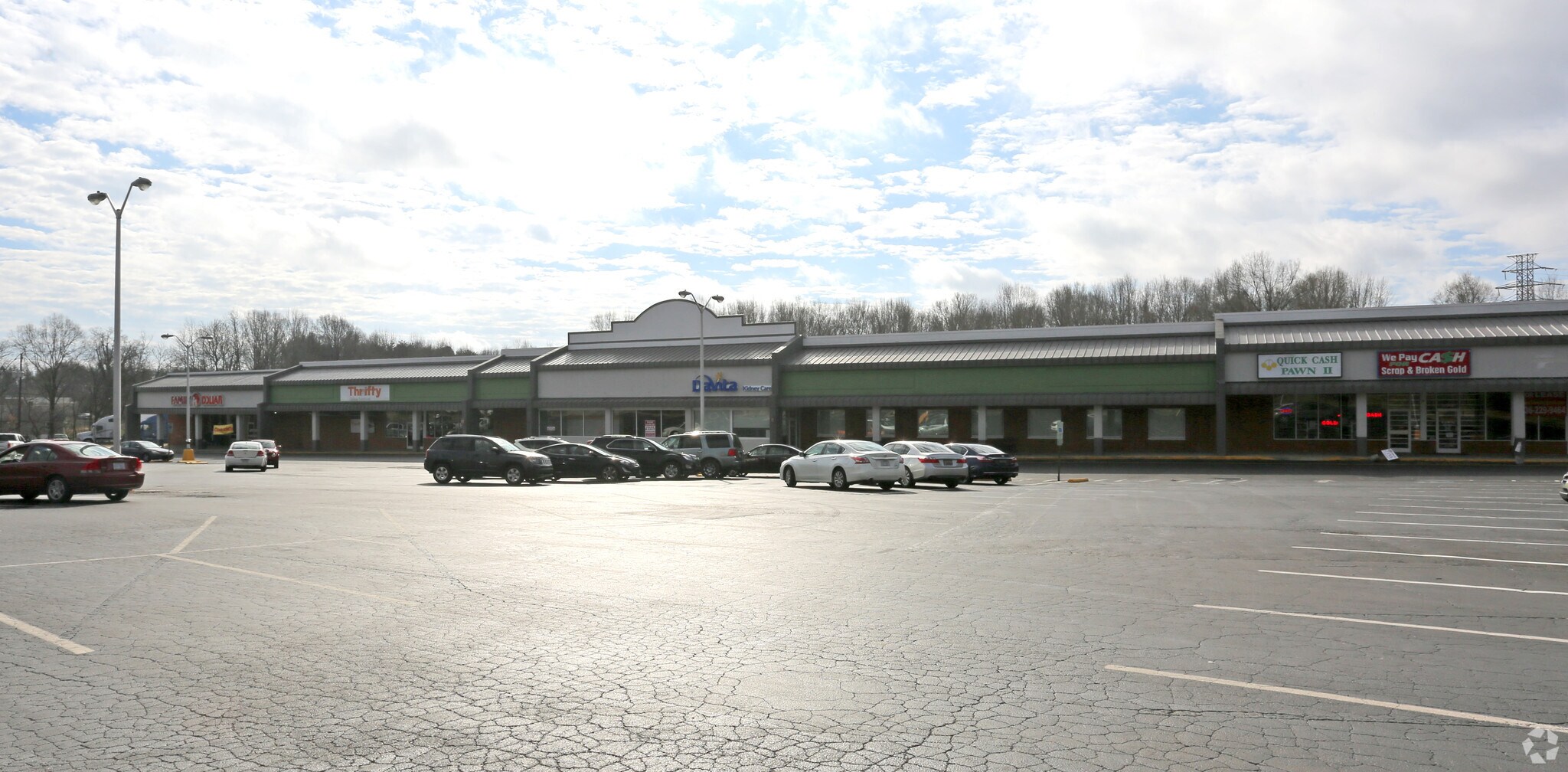 2206-2212 W Webb Ave, Burlington, NC à louer Photo de l’immeuble– Image 1 sur 4