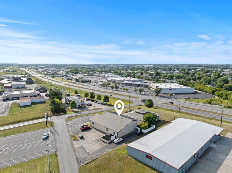 100 Brenda Ave, Danville, KY à vendre - Photo de l’immeuble – Image 2 sur 62