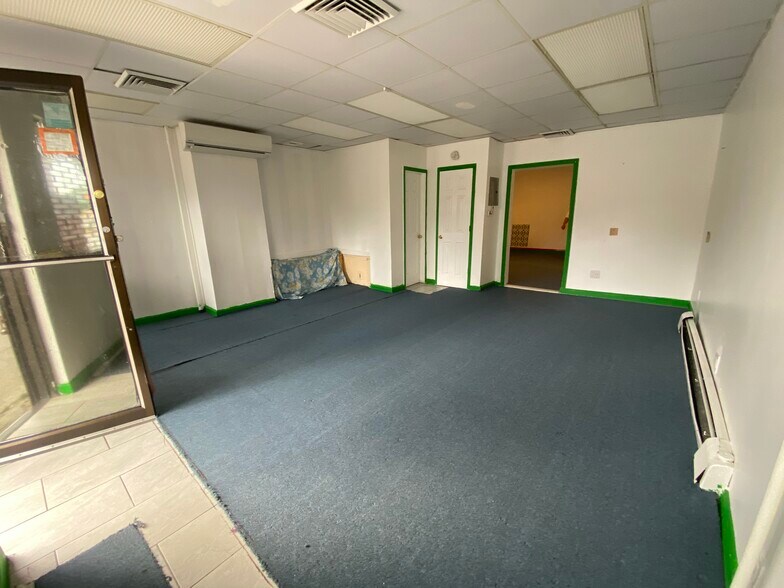 1470 Williamsbridge Rd, Bronx, NY à louer - Photo de l’immeuble – Image 2 sur 6