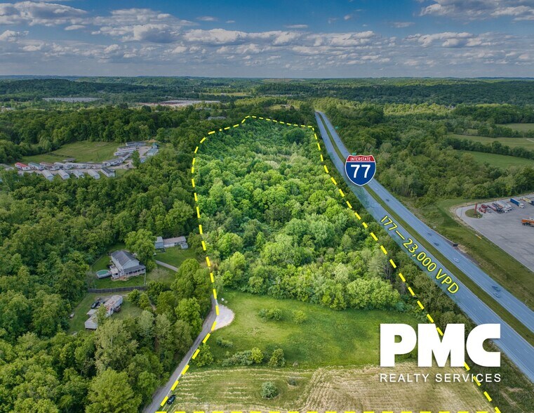 294 Nicolette Rd, Mineral Wells, WV à louer - Photo de l’immeuble – Image 1 sur 5
