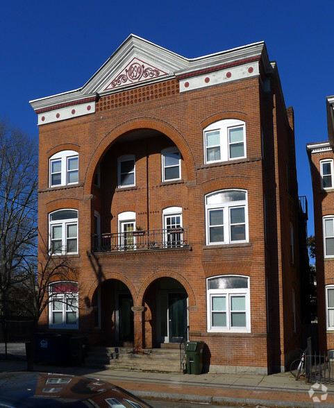 197 Wooster St, New Haven, CT à vendre - Photo de l’immeuble – Image 2 sur 2