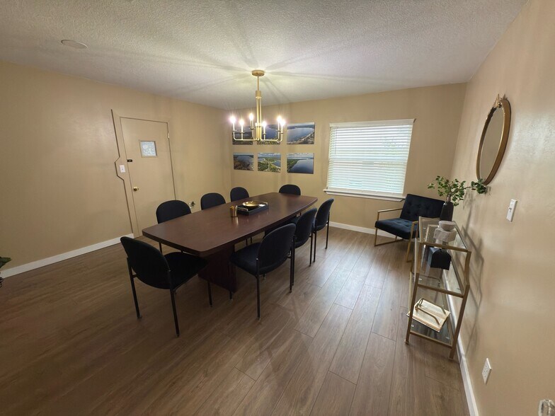 160 SW Nightingale St, Keystone Heights, FL à vendre - Photo intérieure – Image 3 sur 7