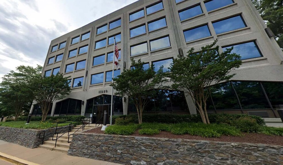 11820 Parklawn Dr, Rockville, MD à louer - Photo de l’immeuble – Image 1 sur 1