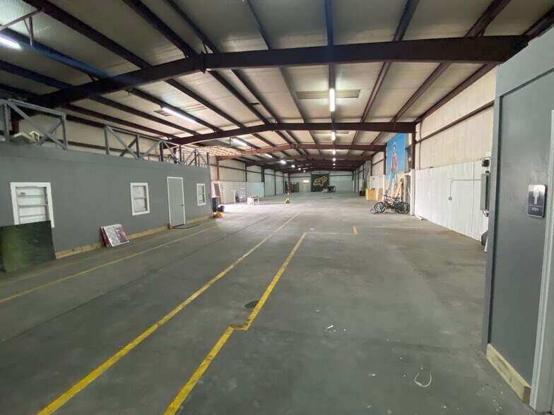 218 Lemmuel, Weatherford, TX à louer - Photo de l’immeuble – Image 3 sur 11