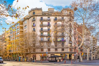 Plus de détails pour Local commercial à louer