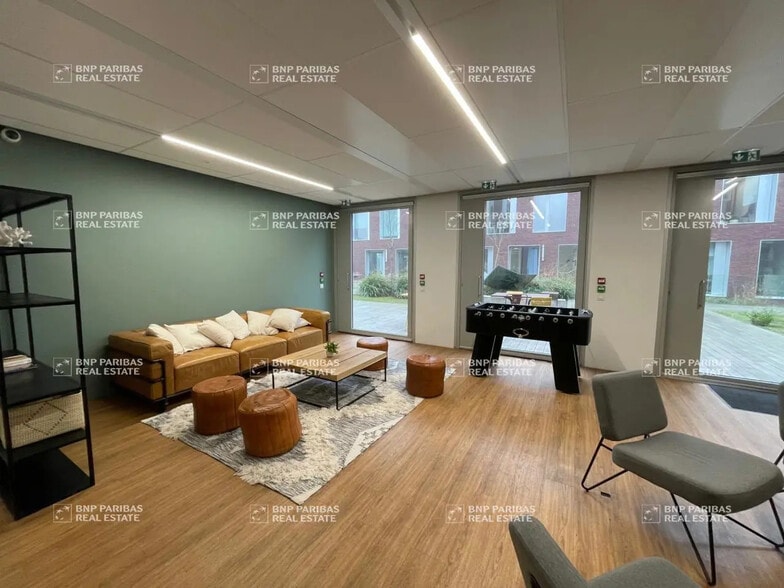 82 Rue Winston Churchill, Lille à vendre - Photo de l’immeuble – Image 2 sur 11