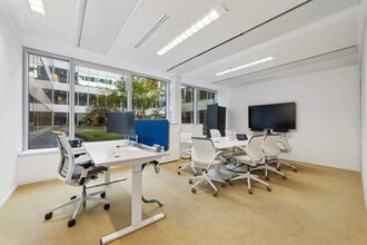 34-40 Rue Guynemer, Issy-les-Moulineaux à louer Photo intérieure– Image 2 sur 2