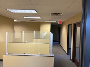 200 Lake Dr E, Cherry Hill, NJ à louer Photo intérieure– Image 2 sur 22