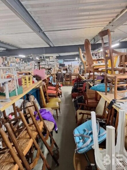 Local d'activités dans Montussan à vendre - Photo intérieure – Image 3 sur 3