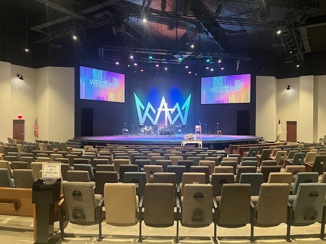 21206 Telge Rd, Tomball, TX à louer Photo de l’immeuble– Image 1 sur 11