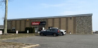 Plus de détails pour 70 Mall Dr, Commack, NY - Industriel/Logistique à louer