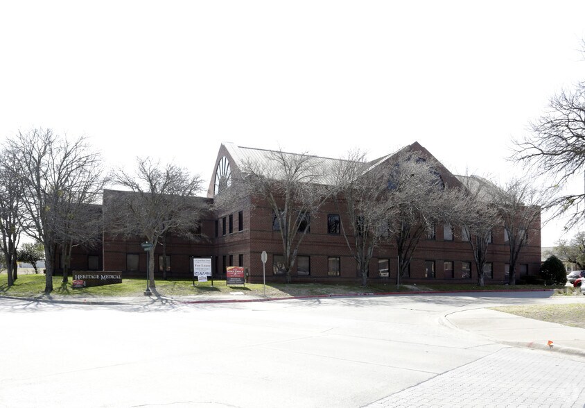 1441 Redbud Blvd, McKinney, TX à vendre - Photo de l’immeuble – Image 3 sur 8