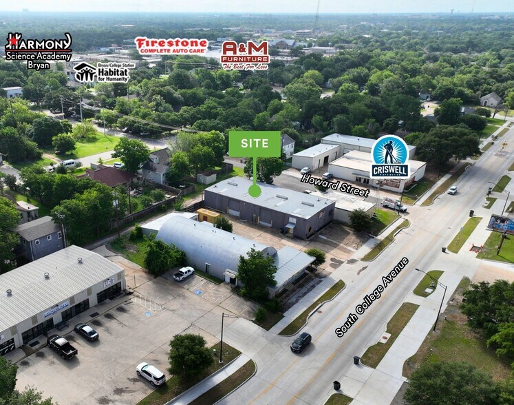 2113 S College Ave, Bryan, TX à louer - Photo de l’immeuble – Image 3 sur 5
