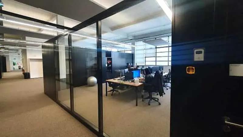 Bureau dans Lyon à louer - Photo de l’immeuble – Image 2 sur 13