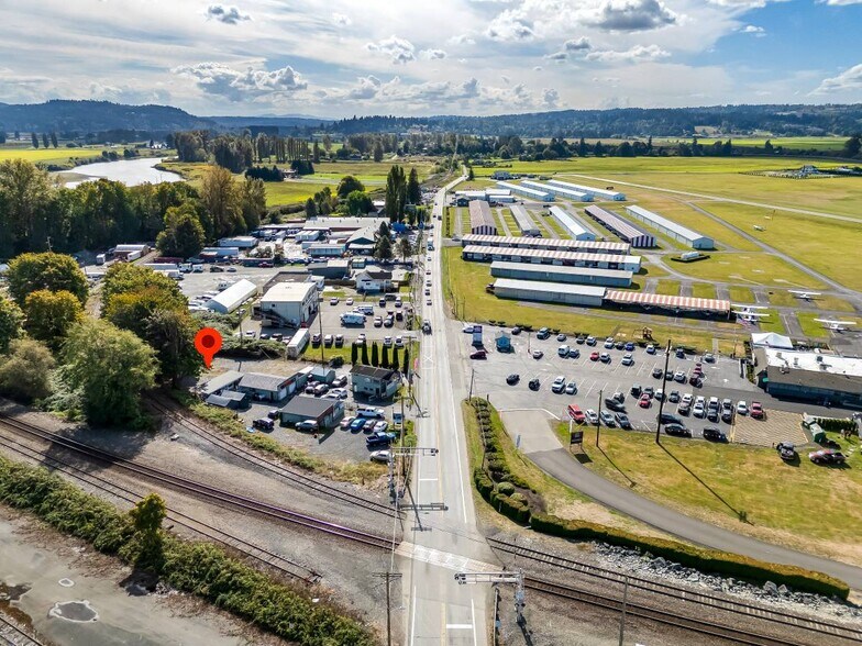 9813 Airport Way, Snohomish, WA à louer - Aérien – Image 2 sur 14