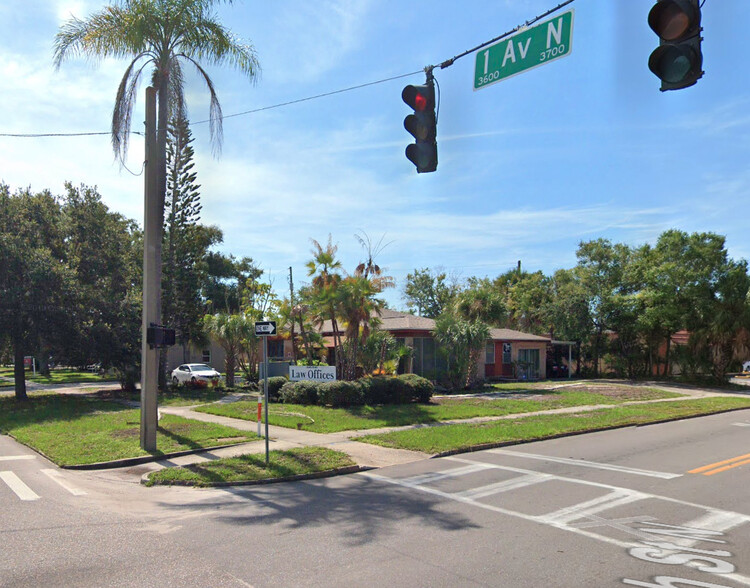 3656 1st Ave N, Pasadena, FL à vendre - Photo de l’immeuble – Image 3 sur 6