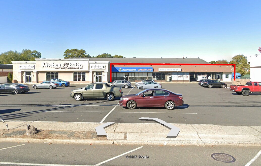 600 Franklin Ave, Franklin Square, NY à louer Photo de l’immeuble– Image 1 sur 3