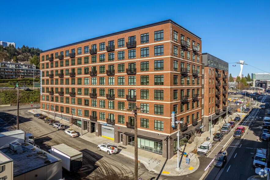 3883 S Moody Ave, Portland, OR à louer - Photo principale – Image 1 sur 40