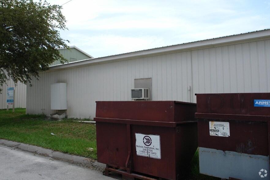 3337 SW 42nd Ave, Palm City, FL à vendre - Photo de l’immeuble – Image 2 sur 2