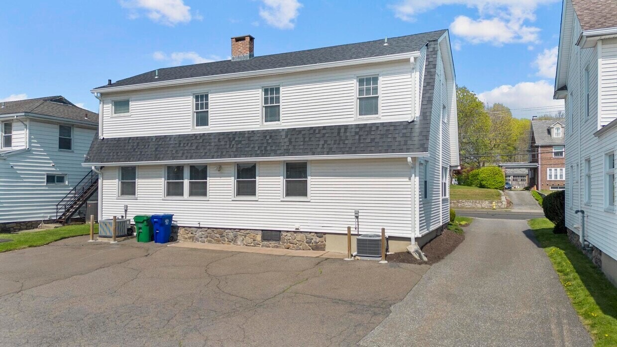 158 East Ave, Norwalk, CT à louer Photo de l’immeuble– Image 1 sur 4