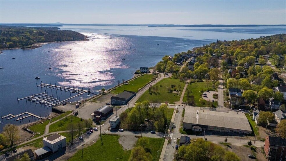 1 Miller St, Belfast, ME à vendre - Aérien – Image 3 sur 18