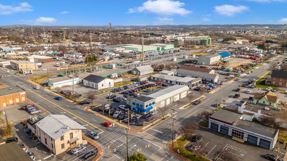 400 N East St, Frederick, MD à vendre - Photo de l’immeuble – Image 2 sur 36