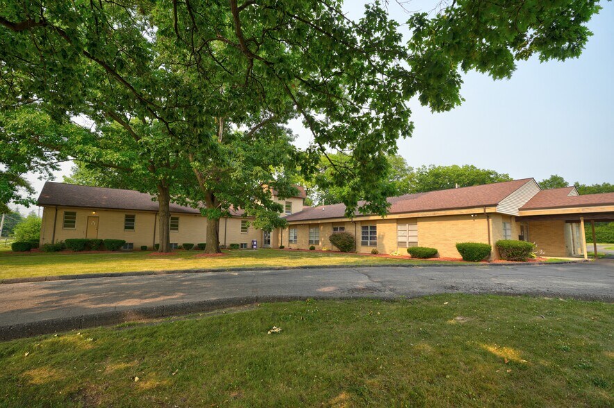 6202 Dupont St, Flint, MI à vendre - Photo de l’immeuble – Image 2 sur 40