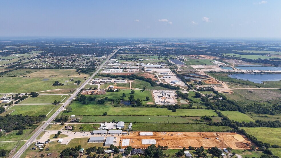 4354 US 377, Aubrey, TX à vendre - Photo de l’immeuble – Image 3 sur 6