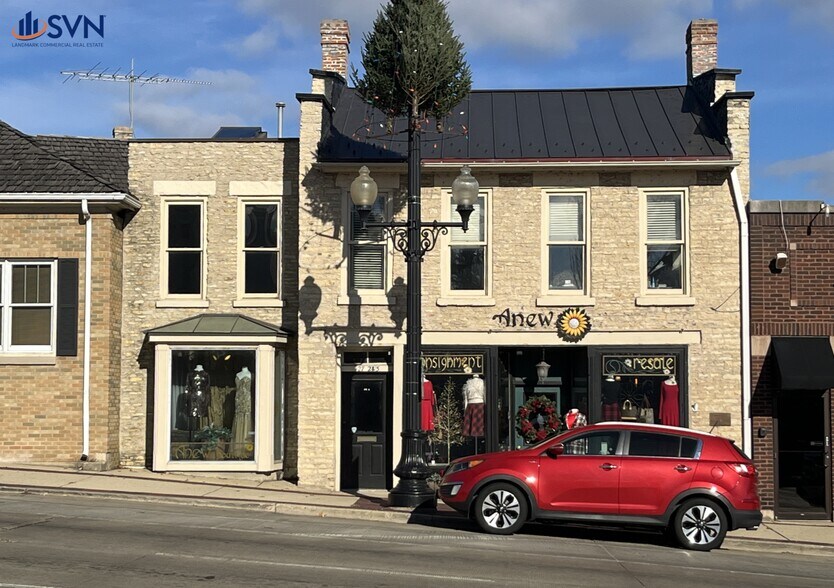 27 W State St, Geneva, IL à vendre - Photo de l’immeuble – Image 1 sur 9