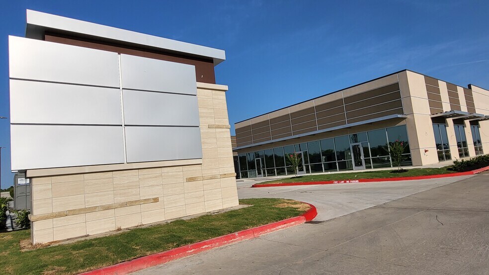 22819 Mercantile Pkwy, Katy, TX à louer - Photo de l’immeuble – Image 3 sur 20