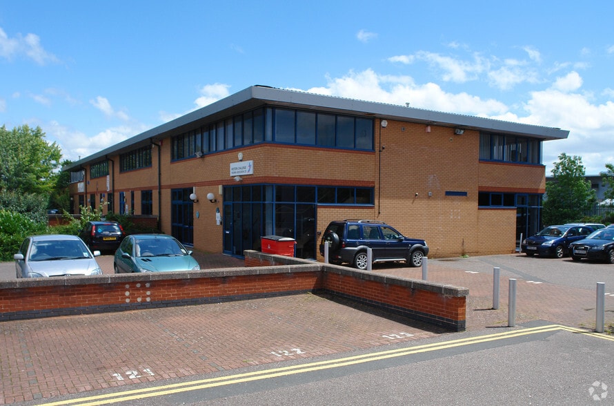 Lustleigh Clos, Exeter à louer - Photo principale – Image 1 sur 7