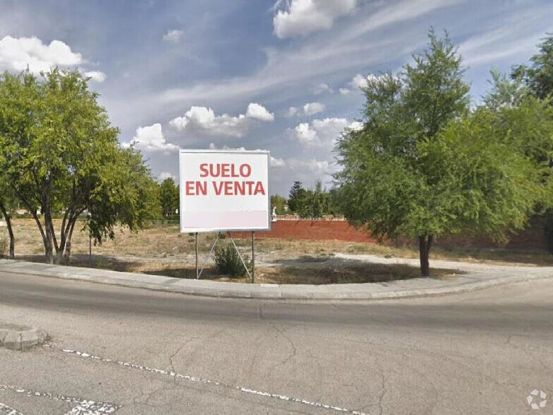 Avenida Hispanidad, 6, Ciempozuelos, Madrid à vendre - Photo de l’immeuble – Image 2 sur 2