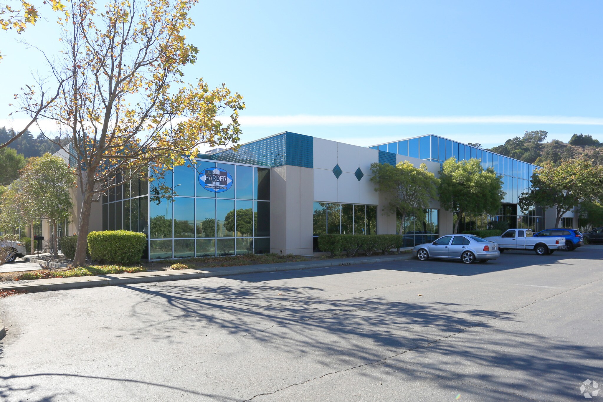 999 Canal Blvd, Richmond, CA à louer Photo principale– Image 1 sur 11