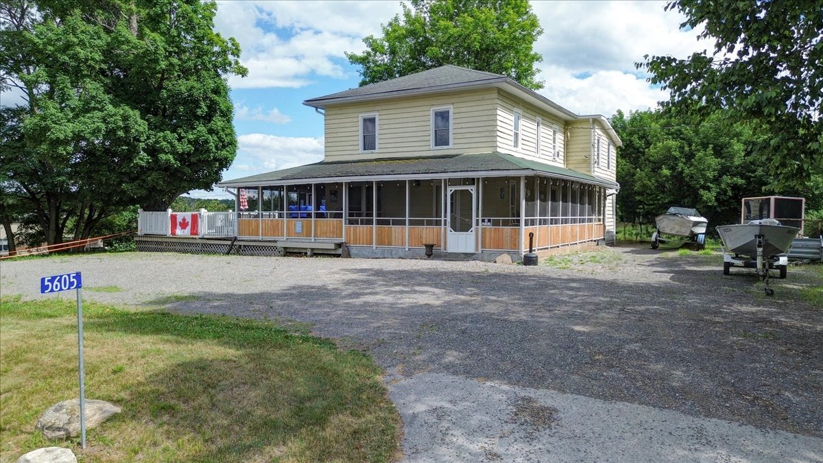 5605 Hwy 620, Coe Hill, ON à vendre Photo principale– Image 1 sur 45