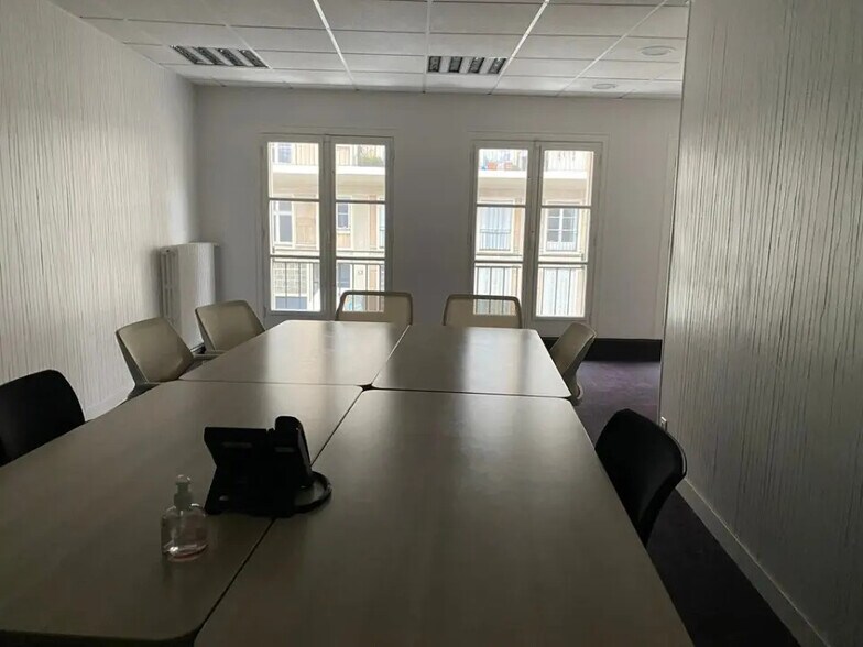 Local d'activités dans Le Havre à vendre - Photo de l’immeuble – Image 3 sur 5
