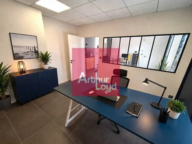 Plus de détails pour Bureau à louer