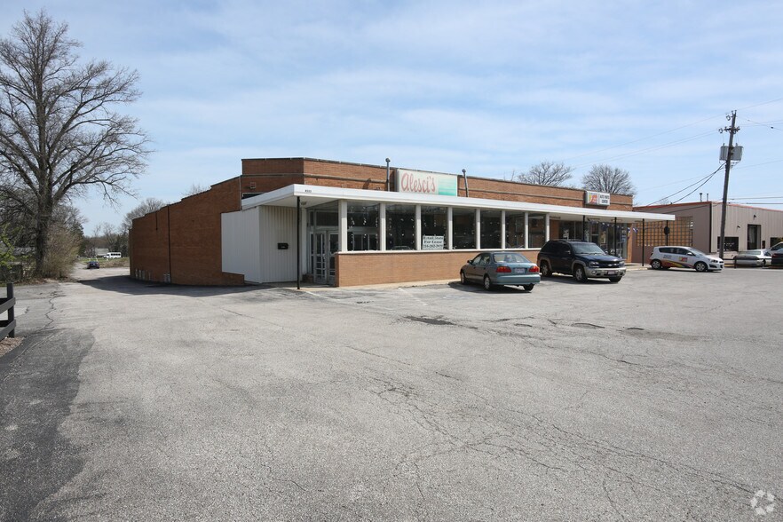 4333-4337 Mayfield Rd, Cleveland, OH à louer - Photo principale – Image 1 sur 5