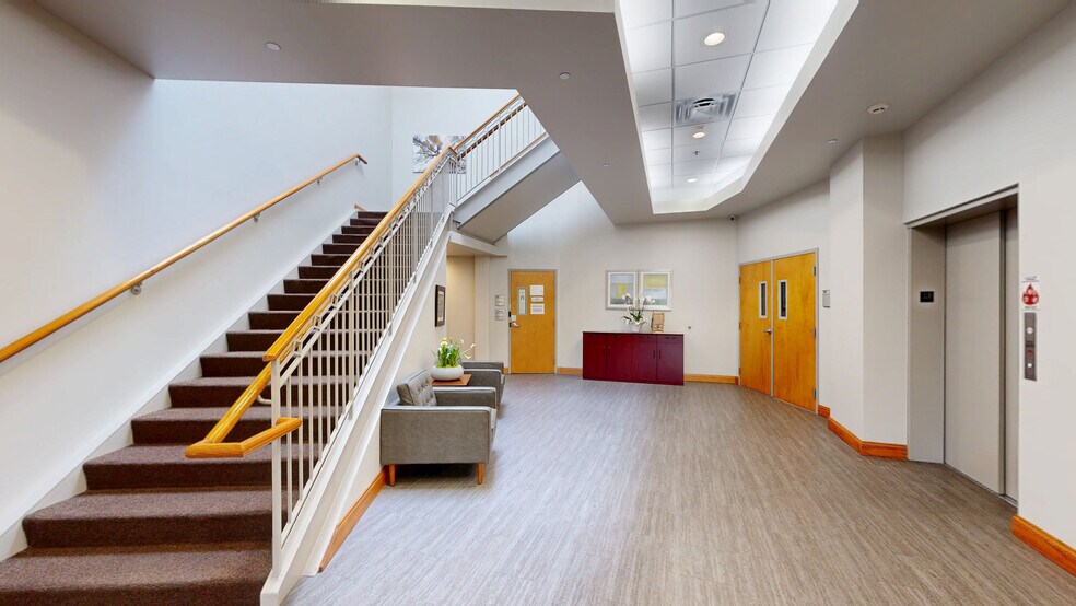 1553 Chester Pike, Crum Lynne, PA à louer - Numérisation 3D Matterport – Image 2 sur 16