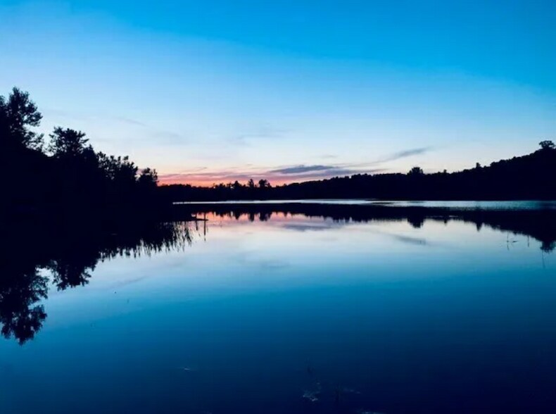 13781 Buno Rd, Milford, MI à vendre - Photo de l’immeuble – Image 2 sur 10