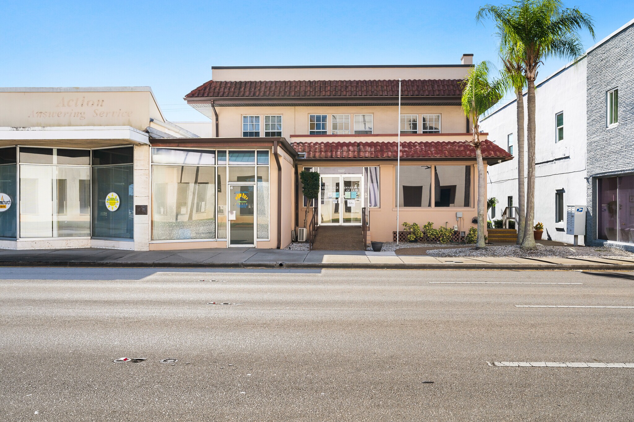 1507 20th St, Vero Beach, FL à louer Photo de l’immeuble– Image 1 sur 70