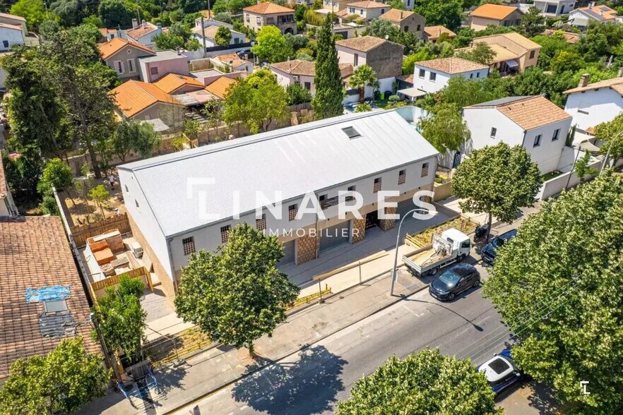 Bureau dans Marseille à louer - Photo de l’immeuble – Image 1 sur 8