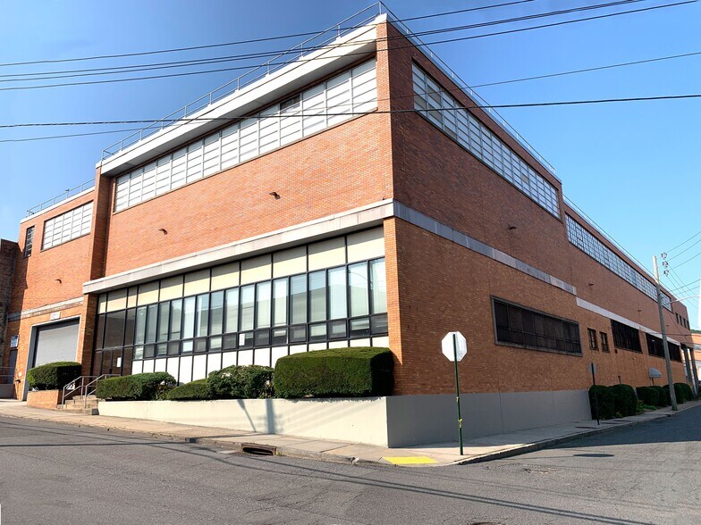 120 S Columbus Ave, Mount Vernon, NY à vendre - Photo de l’immeuble – Image 2 sur 19