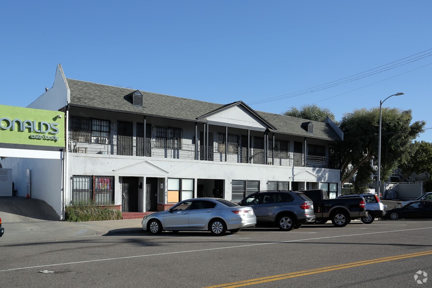 2646-2656 La Cienega Ave, Los Angeles, CA à louer - Photo principale – Image 1 sur 19