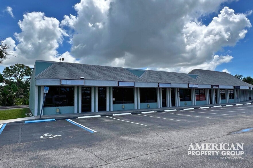 303 S Tamiami Trl, Nokomis, FL à louer - Photo de l’immeuble – Image 2 sur 3
