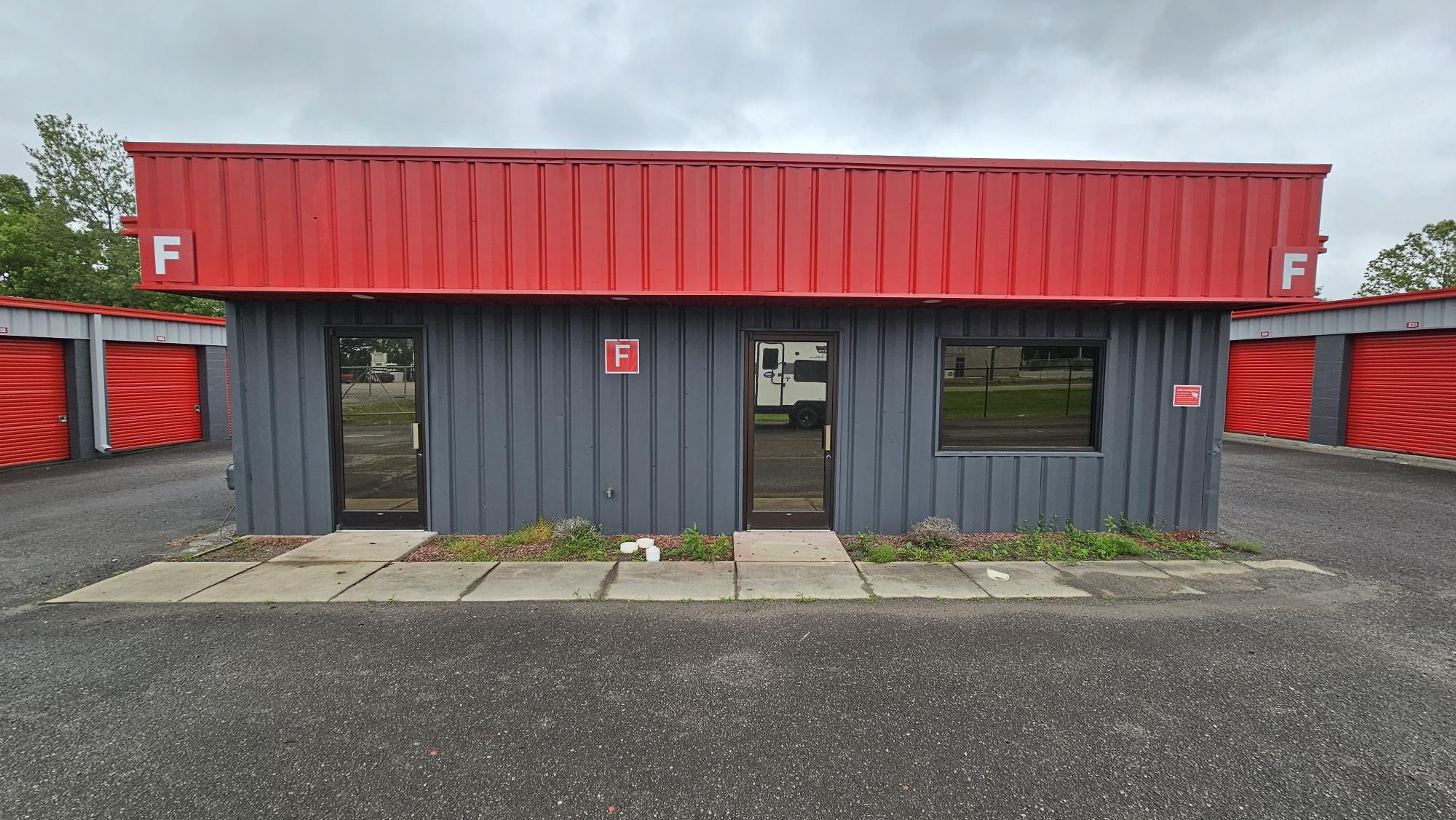 813 N Broadway, Portland, TN à louer Photo de l’immeuble– Image 1 sur 6