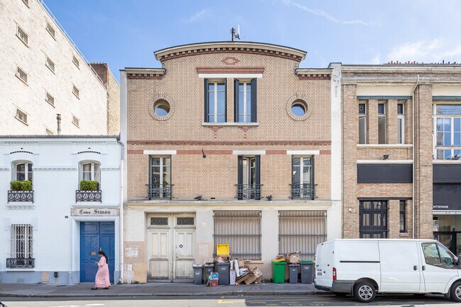 Plus de détails pour 12 Rue La Vacquerie, Paris - Local commercial à louer