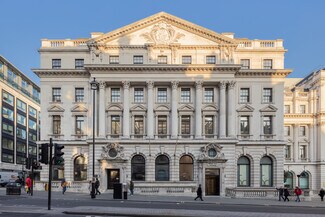 Plus de détails pour 7-10 Waterloo Pl, Londres - Bureau à louer