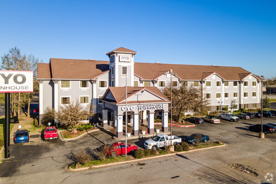 4400 Highline Blvd, Oklahoma City, OK à vendre - Photo principale – Image 1 sur 5