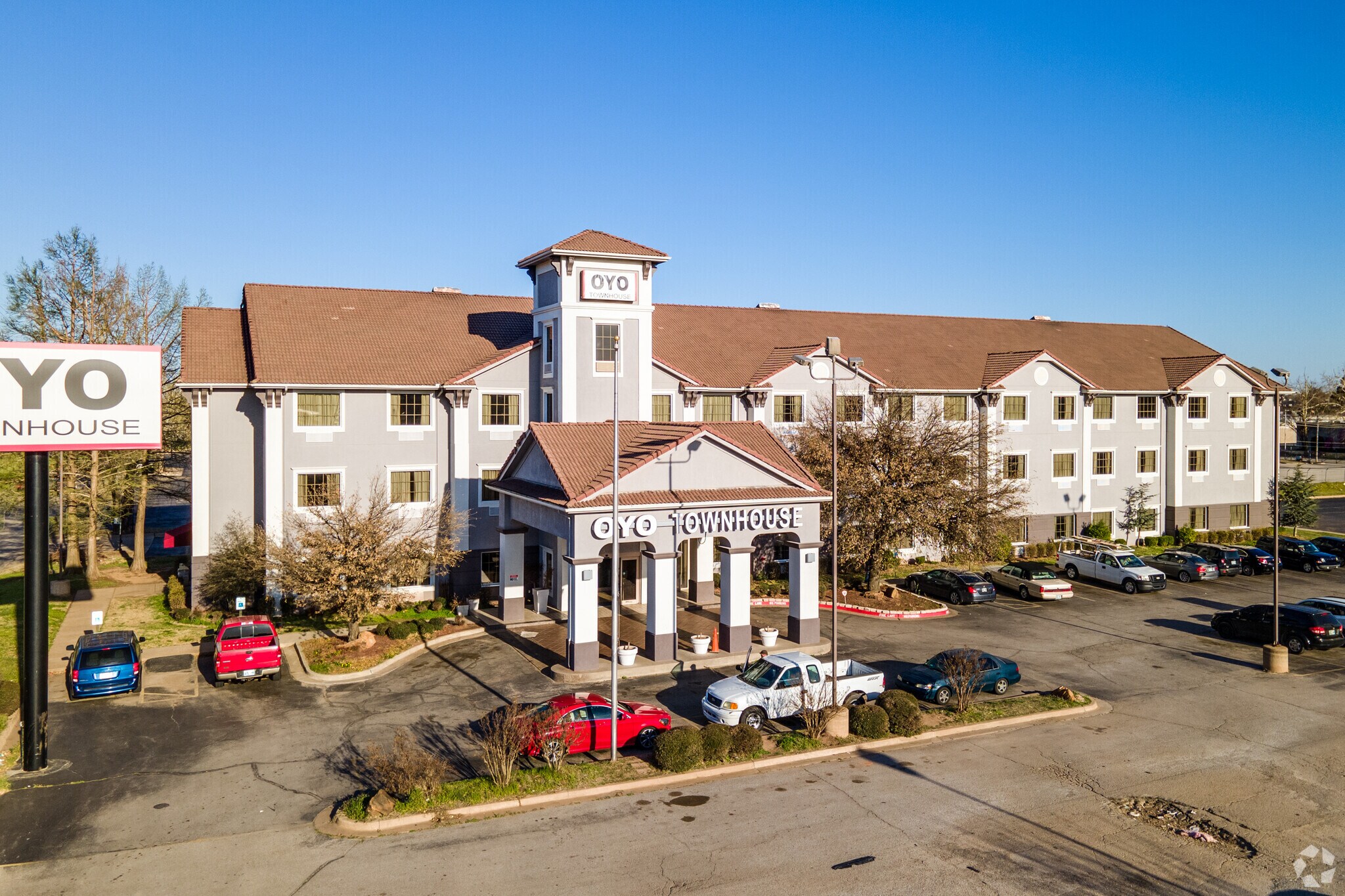 4400 Highline Blvd, Oklahoma City, OK à vendre Photo principale– Image 1 sur 6