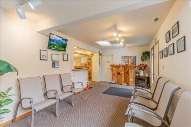 3784 SE High School Dr, Lincoln City, OR à vendre - Photo intérieure – Image 3 sur 4